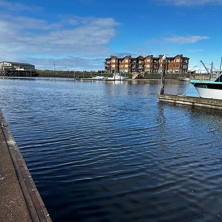 Dock Street Inn Westport Bagian luar foto