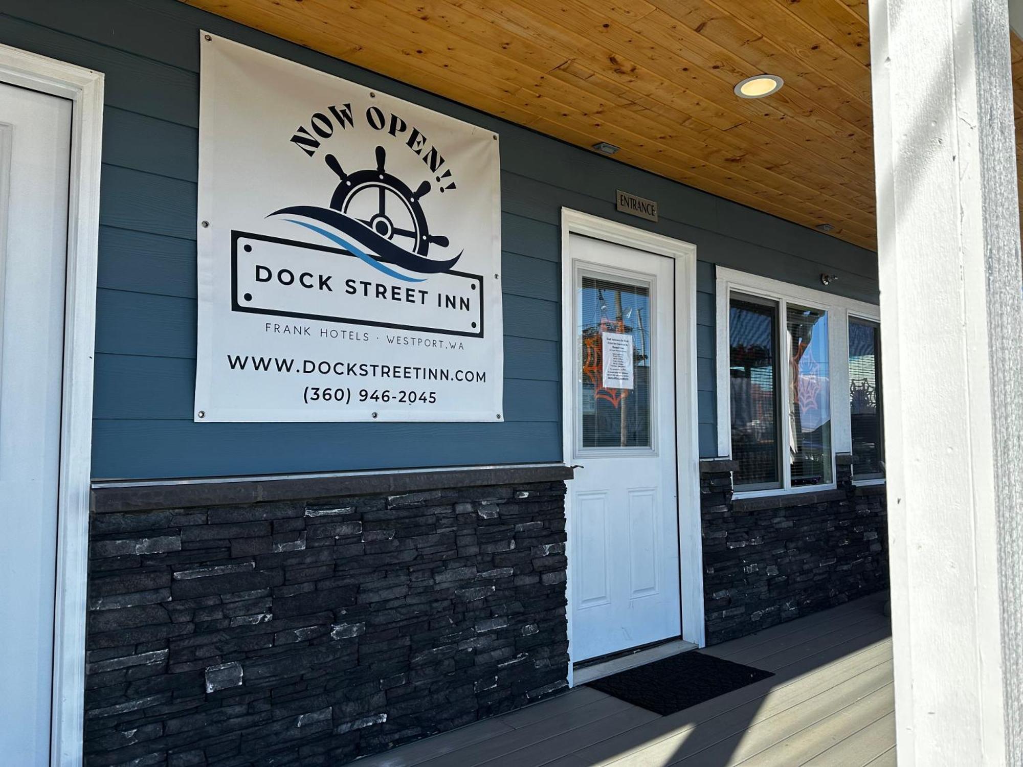 Dock Street Inn Westport Bagian luar foto