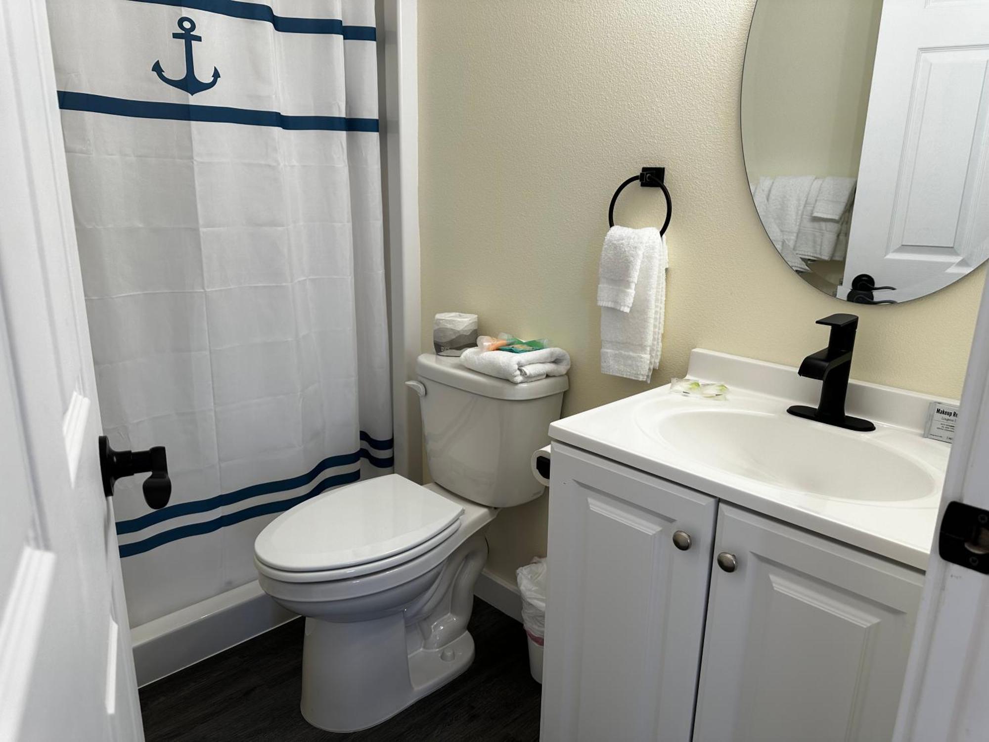 Dock Street Inn Westport Bagian luar foto