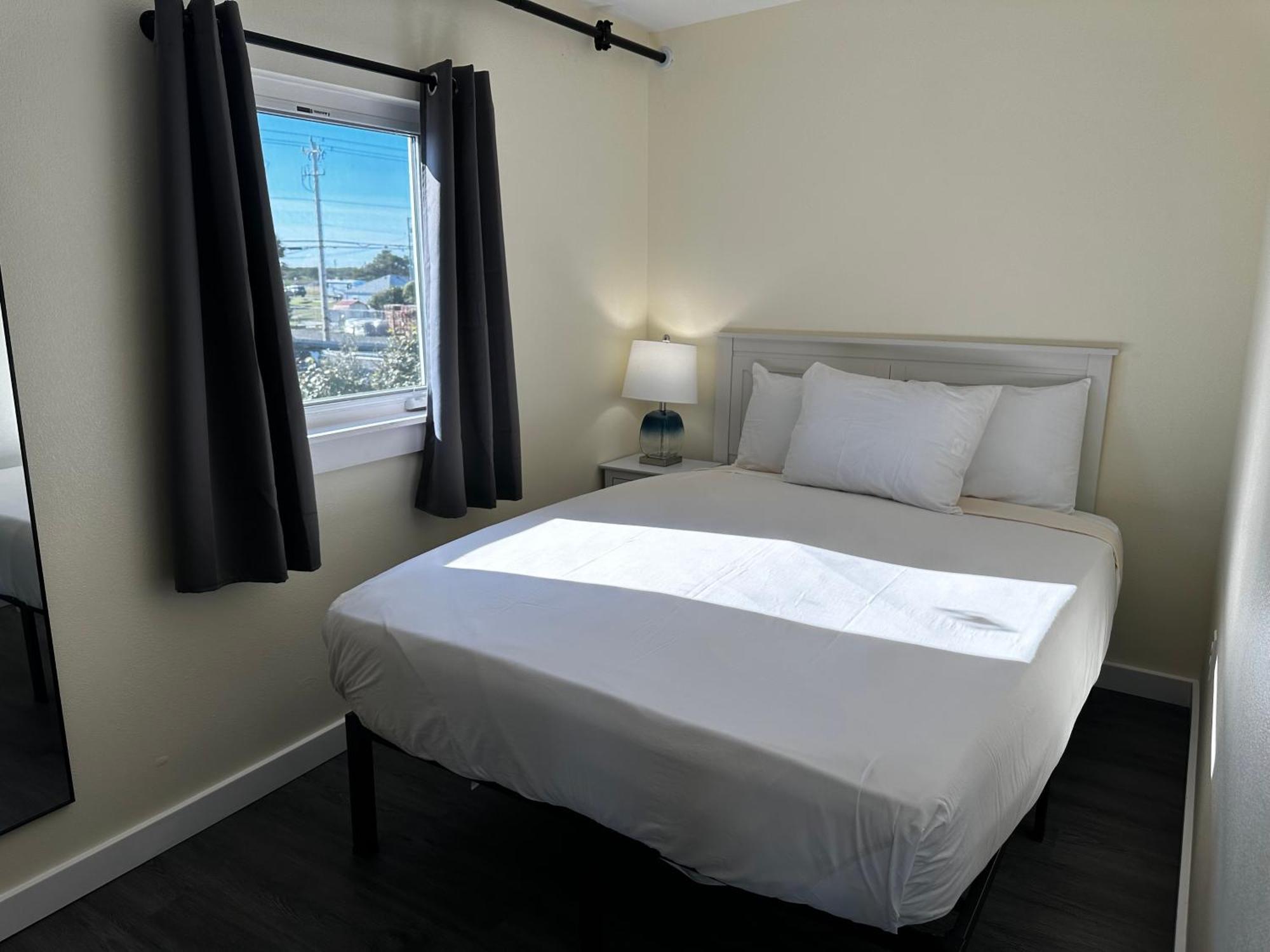 Dock Street Inn Westport Bagian luar foto