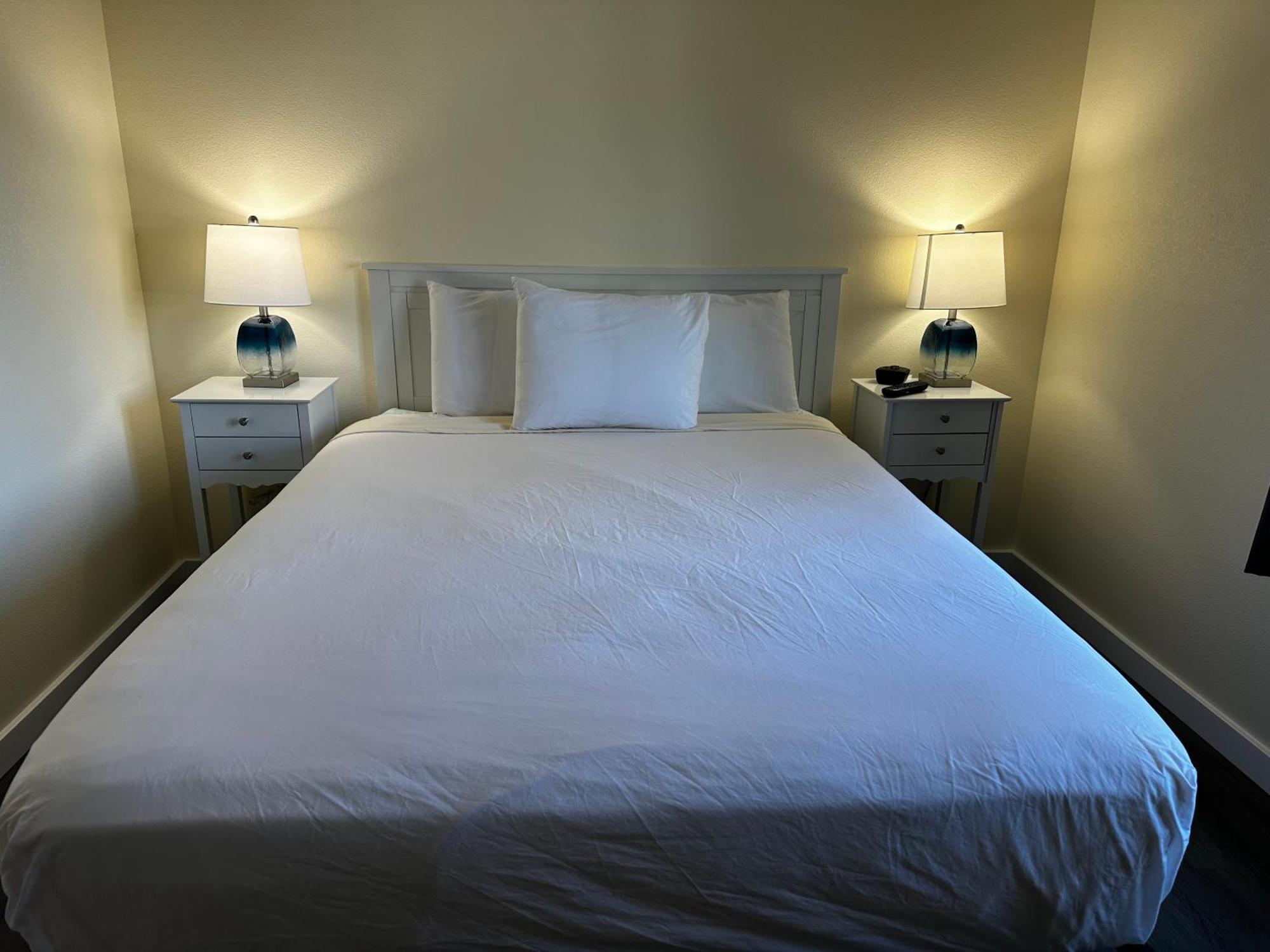 Dock Street Inn Westport Bagian luar foto